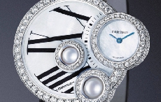 卡地亚Libre系列Perles de Cartier珍珠女式手表