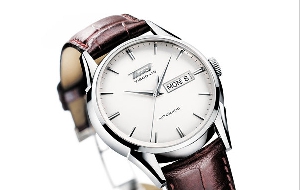 天梭唯思达1957自动机械珍藏版手表