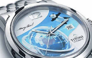 梅花表与华裔艺术家合作 推出全球限量腕表