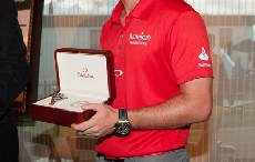 麦克罗伊问鼎第94届PGA锦标赛 获赠欧米茄腕表（8月20日官网动态）
