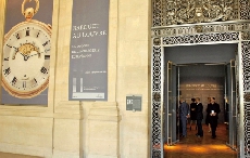 宝玑与卢浮宫展览 展现欧洲制表实力
