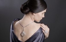 卡地亚全新高级珠宝闪耀巴黎古董双年展