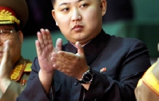 朝鲜接班人金正恩腕上的表款