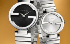 Gucci新推圣诞特别版腕表和戒指