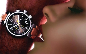 业内人士：购买瑞士手表需冷静理智