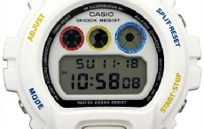 著名玩具商Medicom Toy联合G-Shock DW-6900 推出小熊表款