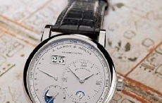 朗格 (A. Lange & Söhne)呈献全新Lange 1万年历陀飞轮腕表