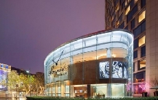 世界最大宝玑Breguet精品店在上海开幕