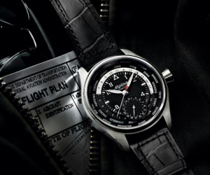 Alpina世界时区自家机芯腕表呈现