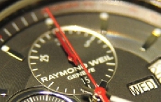 蕾蒙威推出自由骑士新款腕表