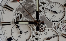 百年灵宾利B05世界时区计时金属带腕表实拍