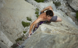 波尔表品牌大使Honnold 登峰造极的“全黑”力量