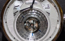 实拍展示卡地亚天体运转式万年历腕表