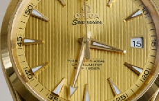 持续“土豪”风 欧米茄海马系列Aqua Terra 150米全金腕表