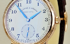 典范之作 简评朗格1815系列18K玫瑰金腕表