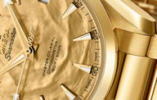 欧米茄拍卖海马系列Aqua Terra黄金腕表