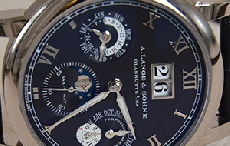 传统德式工艺 朗格首款自动上链万年历腕表