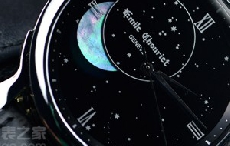 腕间浪漫艺术 艾米龙银河系列月相腕表外观赏析