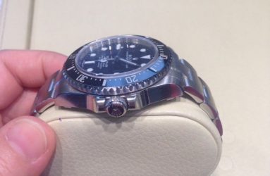终于。。在荷兰购入Rolex新海使116600