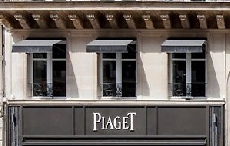 伯爵全新专卖店进驻巴黎和平街7号
