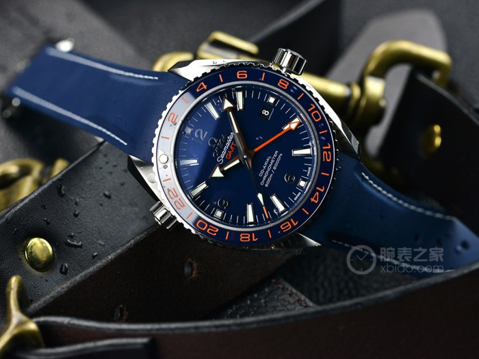 來自海洋的藍色基調 歐米茄海馬系列海洋宇宙GoodPlanet GMT腕表