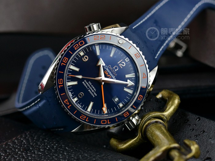 來自海洋的藍色基調 歐米茄海馬系列海洋宇宙GoodPlanet GMT腕表