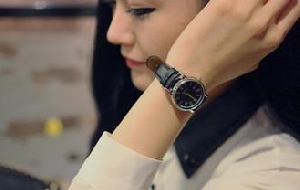 20岁左右的女生适合带什么手表？