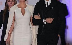 万宝龙巴西品牌大使罗德林哥．桑特罗佩戴品牌腕表与袖扣潇洒出席电影《The 33》全球首映会