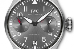 万国表推出大型飞行员Patrouille Suisse特别限量腕表