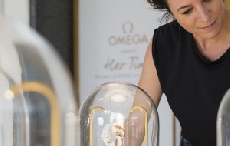 Garance Doré携手欧米茄呈献全新欧米茄“她的时光”女性日记