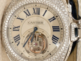 与完美邂逅 卡地亚Clé de Cartier浮动陀飞轮腕表