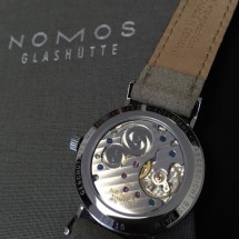 惊鸿一瞥 一见倾心 NOMOS TANGENTE