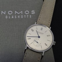 惊鸿一瞥 一见倾心 NOMOS TANGENTE