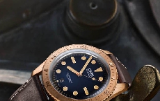 豪利时推出卡尔·布拉希尔限量青铜潜水腕表