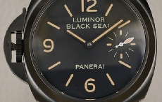 沛纳海Luminor Black Seal 8日动力储存左撇子腕表品鉴