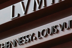 LVMH集团发布2015年全年财报 钟表与珠宝部门持续经营业务利润增长53%