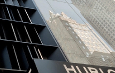 HUBLOT宇舶表纽约第五大道旗舰店盛大开幕 庆祝全黑系列诞生10周年