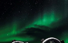 北方极光 朗格携三款夜光腕表深入冰岛 探索极地奇观