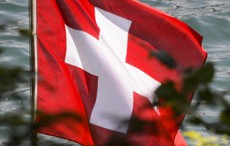 麦格理集团：2016年瑞士钟表将下滑9%
