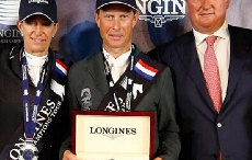 瑞典骑手Rolf-Göran Bengtsson策骑“Casall ASK”胜出“浪琴表世界冠军巡回赛法尔肯斯瓦德大奖赛”