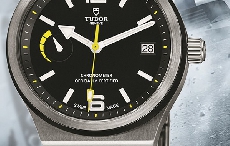 运动线条 帝舵极帜系列2015款全钢腕表