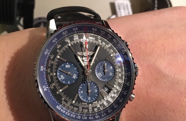 购入百年灵Navitimer 01 蓝色限量款