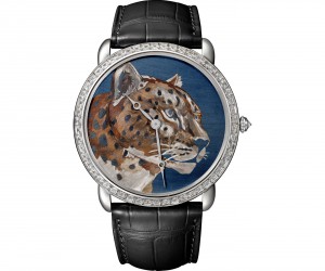 大师工艺 深邃迷人 卡地亚推出Ronde Louis Cartier焰金工艺猎豹装饰腕表