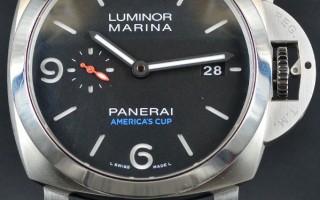 经典之作的重新演绎 实拍沛纳海Luminor Marina系列44毫米8日动力储存精钢腕表