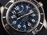 又让我逮到一块蓝色表百年灵超级海洋A17392D8腕表