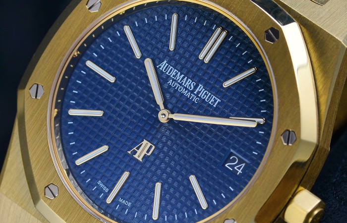 黄金盛宴 皇家橡树系列超薄腕表蓝盘黄金表壳款