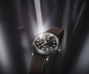 陽剛亦精致 摩登航空范 豪利時2017款大表冠飛行員GMT腕表與計時碼表問世