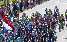 泰格豪雅成为环意大利自行车赛合作伙伴