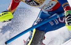 浪琴表优雅形象大使米凯拉·席弗琳第三度摘下世界锦标赛高山迴转滑雪赛冠军