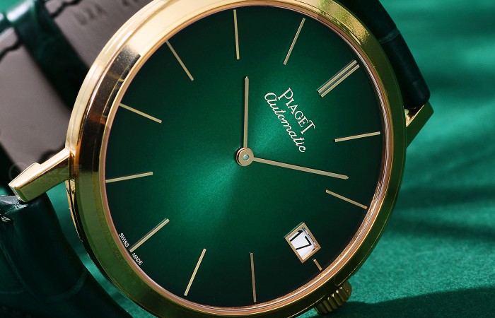 絢麗奪目 伯爵ALTIPLANO系列松綠盤腕表